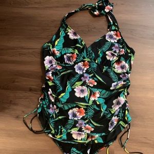 Old Navy Plus One Piece Swim Suit